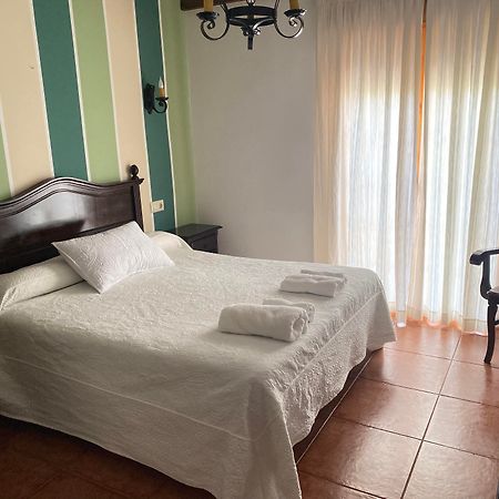 חראנדייה דה לה ורה Hostal El Descanso Del Emperador מראה חיצוני תמונה