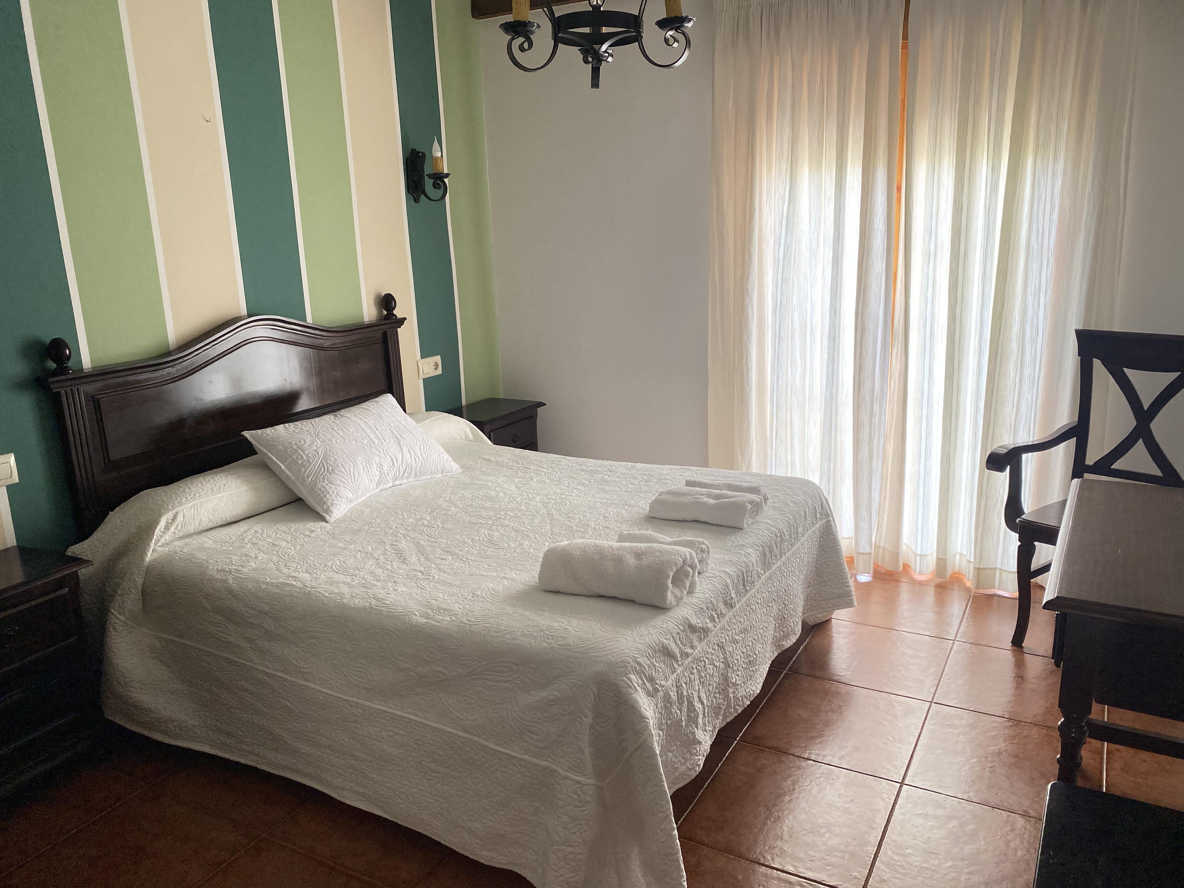 חראנדייה דה לה ורה Hostal El Descanso Del Emperador מראה חיצוני תמונה