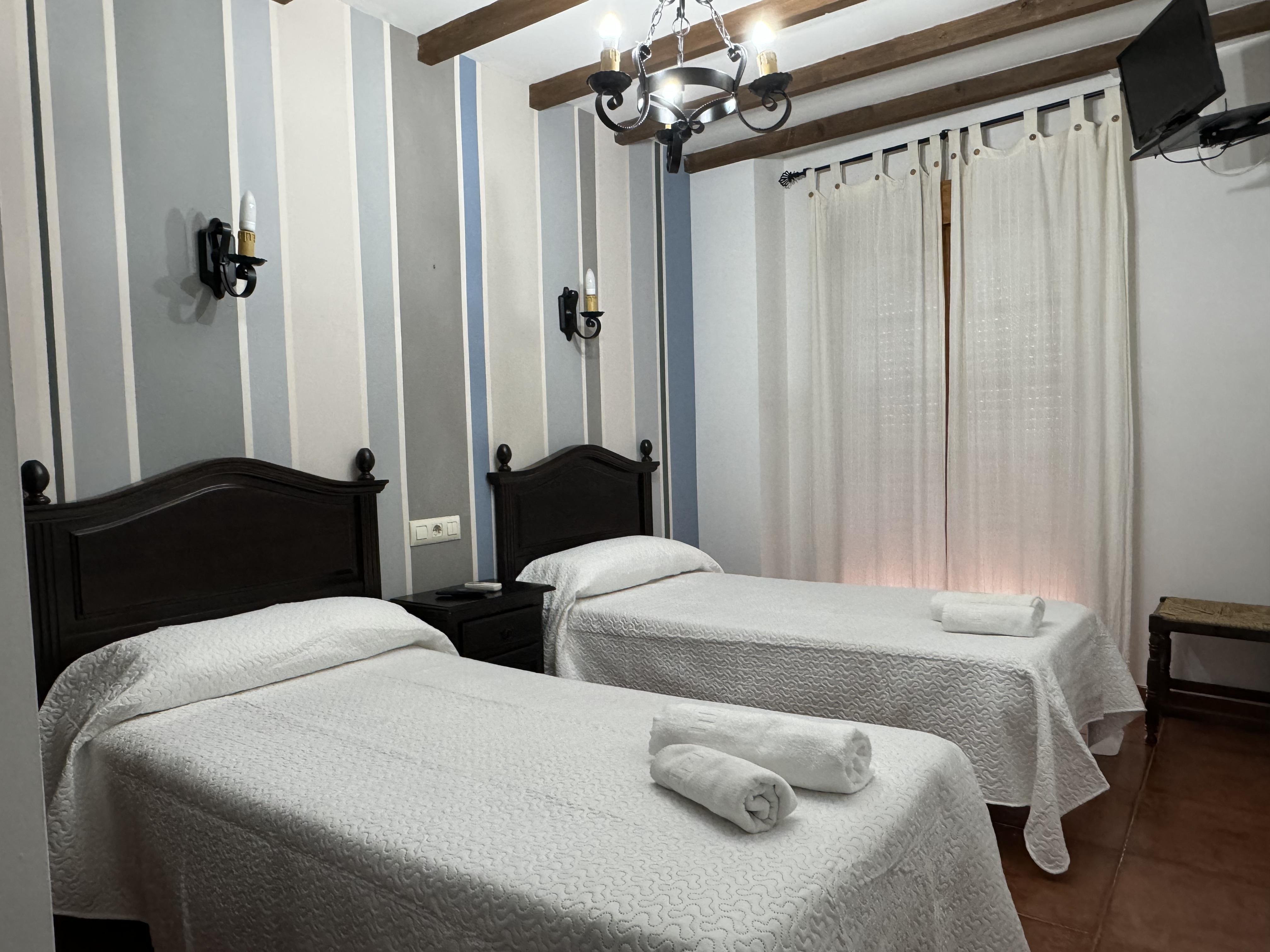 חראנדייה דה לה ורה Hostal El Descanso Del Emperador מראה חיצוני תמונה